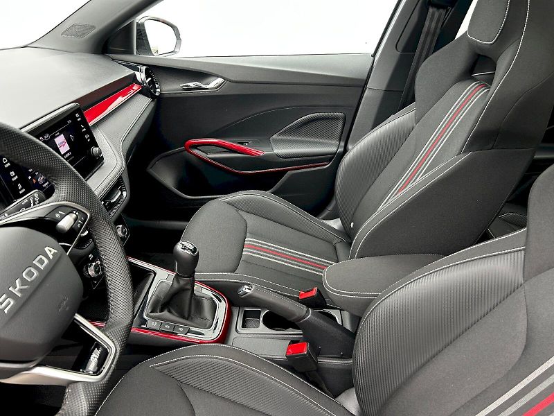 Škoda Fabia (2025) 1.0 TSI 85kW MP6 Monte Carlo - fotka 26 z 35