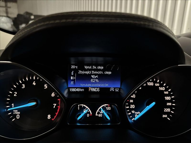 Ford Kuga 1.5EB 129kW AWD VIGNALE 2XALU - fotka 23 z 45