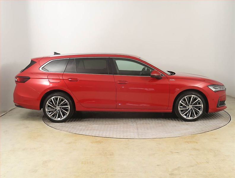 Škoda Superb (2024) 2.0 TSI - fotka 6 z 22