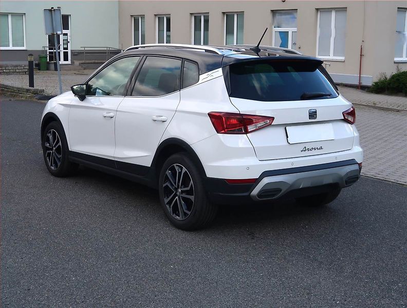 Seat Arona (2021) Xperience 1.0 TSI, ČR,1.maj - fotka 4 z 19