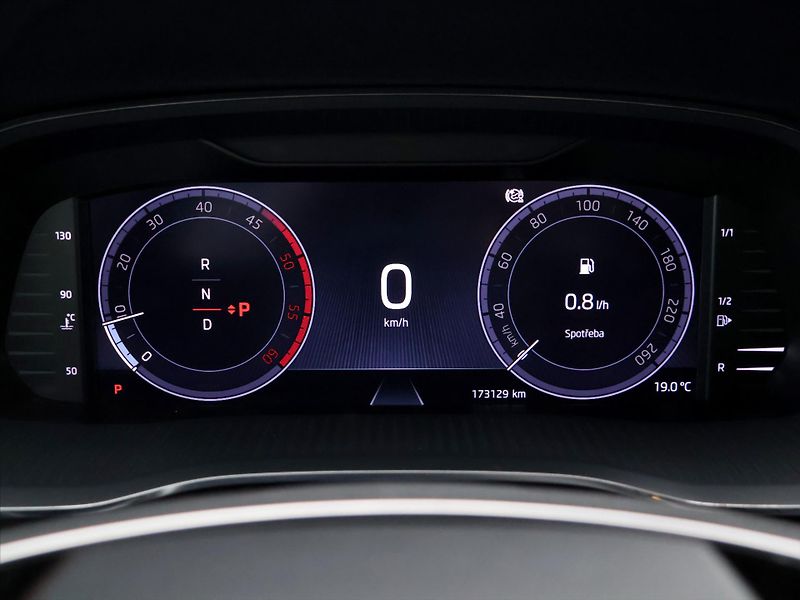 Škoda Octavia 2,0 TDI 110kW DSG CZ 1.Maj DPH - fotka 16 z 32