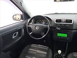 Škoda Roomster (2007) 1.4 16V, po STK, Tažné - náhled 7