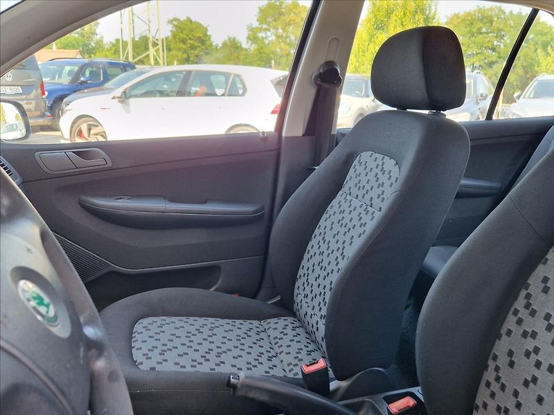 Škoda Fabia 1,2 HTP 40kW AC KLIMA - - fotka 15 z 27