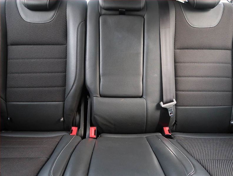 Ford Kuga (2014) 2.0 TDCi, Serv.kniha, Tempomat - fotka 10 z 18