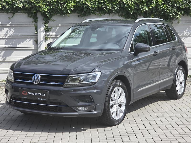Volkswagen Tiguan 2,0 TDi 4x4 DSG Highline ČR 1. - fotka 3 z 21