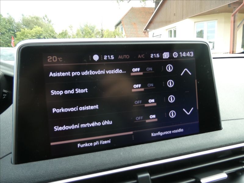 Peugeot 5008 1,6 133kW GT-line AT8,7.míst,D - fotka 37 z 50