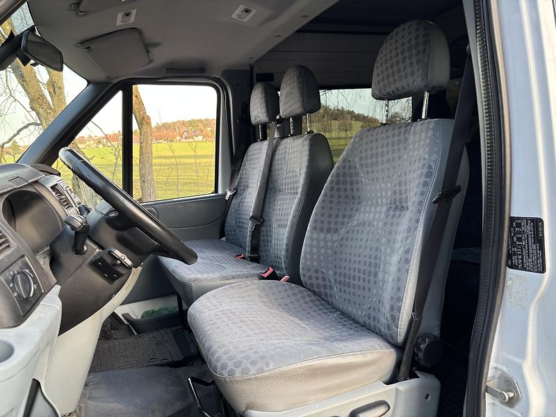 Ford Transit 350 L3H2 TREND 6 MÍST - fotka 8 z 20
