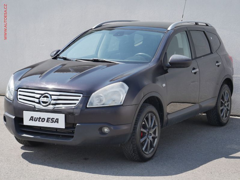 Nissan Qashqai (2010) 2.0 DCI +2, ČR, AC, TZ, navi - fotka 3 z 19