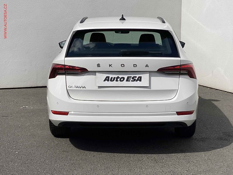 Škoda Octavia (2020) 2.0TDi, ČR, LED - fotka 5 z 18