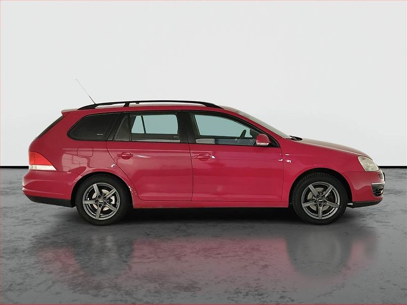 Volkswagen Golf (2008) 1.6, Serv.kniha, po STK - fotka 6 z 17