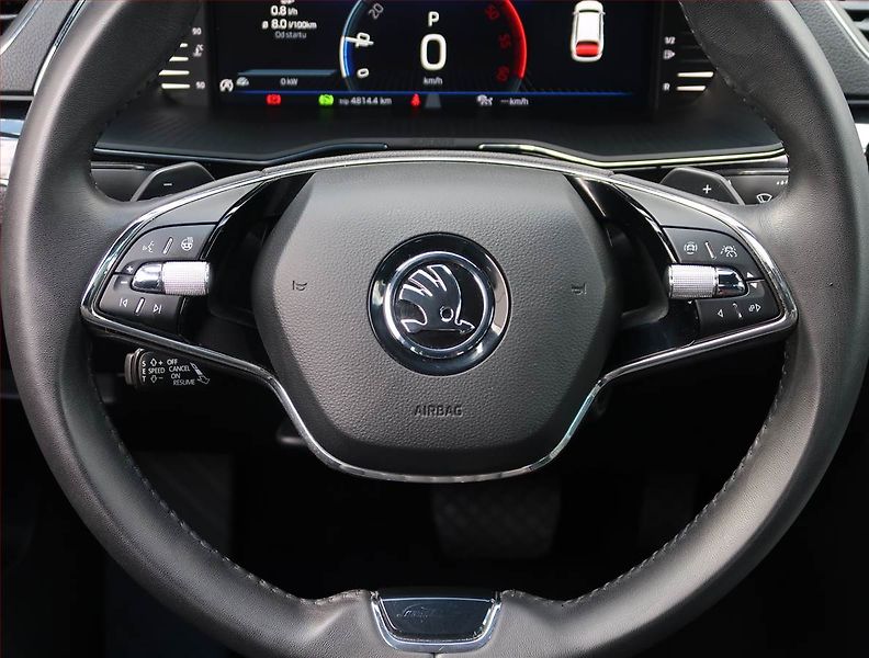 Škoda Superb (2024) Laurin&Klement 2.0 TDI - fotka 17 z 23