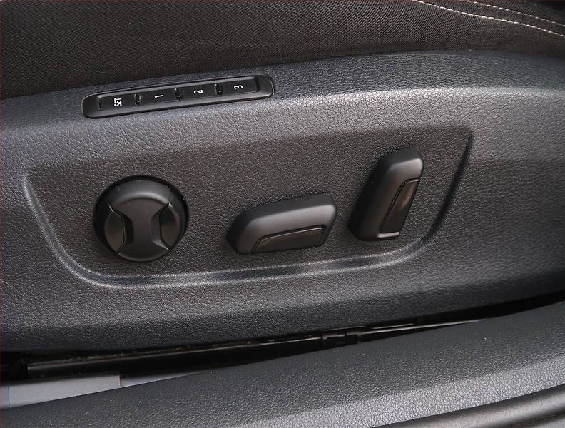 Škoda Superb (2019) Style 2.0 TDI, Automat - fotka 22 z 25