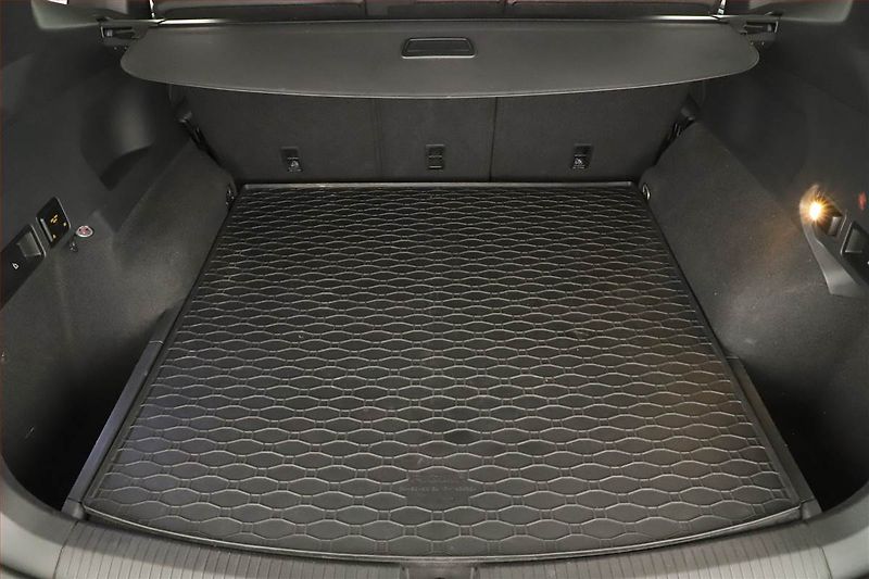 Volkswagen Tiguan Allspace (2022) R-Line 2.0 TSI - fotka 16 z 17