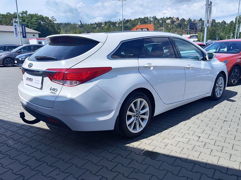Hyundai i40 1.7 CRDI/100kW Experience AT - fotka 5 z 29