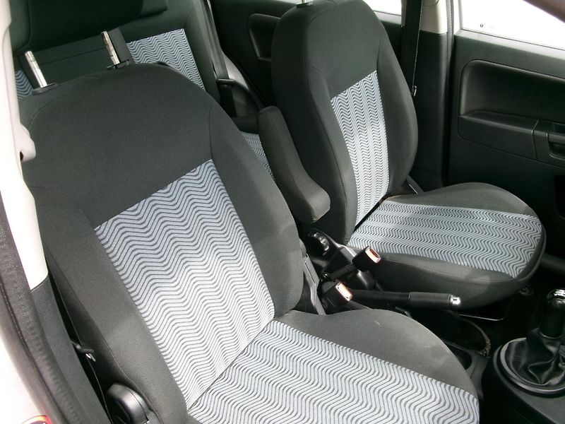Ford Fusion (2009) 1,4 16V KLIMA ČR TAŽNÉ - fotka 19 z 26