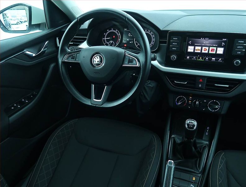 Škoda Scala (2020) Youbileum 125 1.0 TSI, ČR - fotka 7 z 16