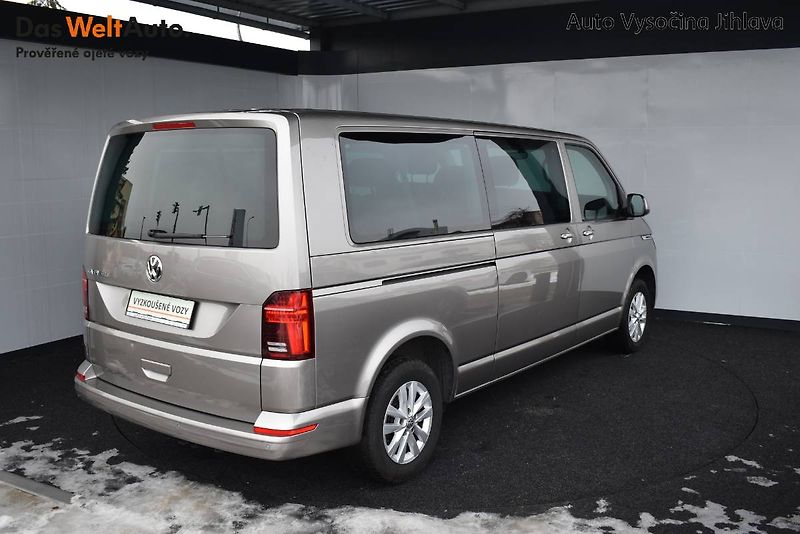 Volkswagen Caravelle (2023) 2.0TDI 110kW DSG, LED, 8 míst - fotka 2 z 24