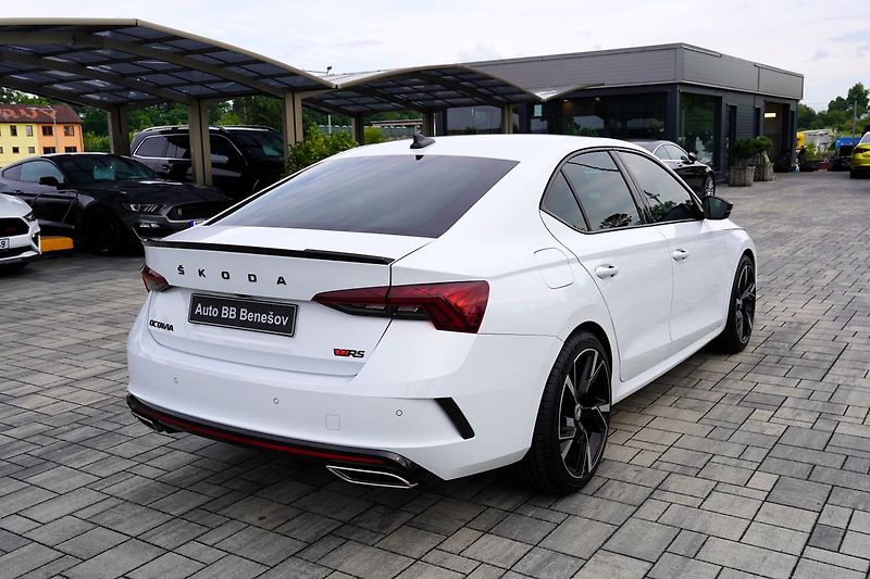 Škoda Octavia RS 2.0 TDI 4x4/147kW/DSG/ČR - fotka 6 z 45