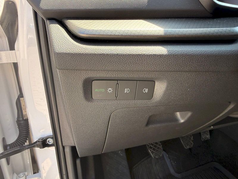 Škoda Octavia (2023) COM AMB TD 110/2.0 M6F - fotka 22 z 30