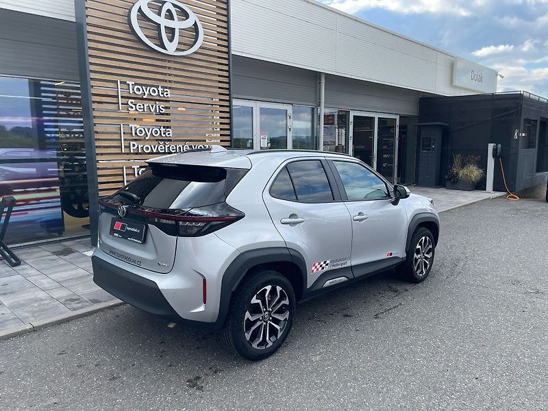 Toyota Yaris Cross MY25 1.5 TNGA HEV - fotka 5 z 30