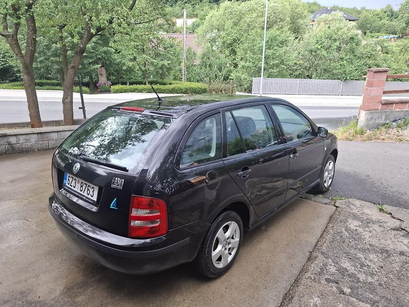 Škoda Fabia (2002) Fabia 1,9 sdi - fotka 3 z 9