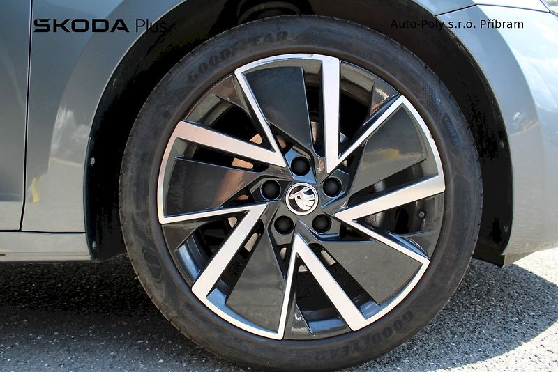 Škoda Octavia (2024) Top Selection 1.5TSI / 110kW 7 - fotka 23 z 23