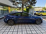 Tesla Model 3 Long Range REZERVACE - náhled 40