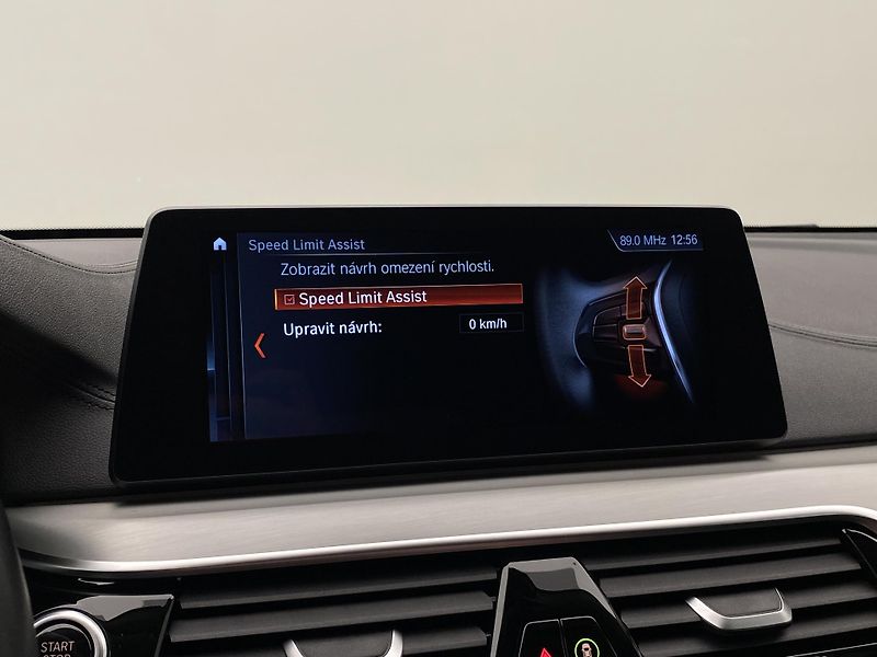 BMW Řada 6 640i GT Luxury Line REZERVACE - fotka 54 z 71