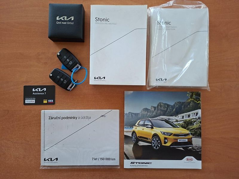 Kia Stonic (2021) 1.2i 61kW COMFORT -1.MAJITEL - fotka 24 z 30