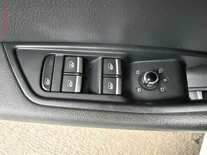 Audi A4 (2018) 2.0TDI, AT, STK3/28 - fotka 11 z 19