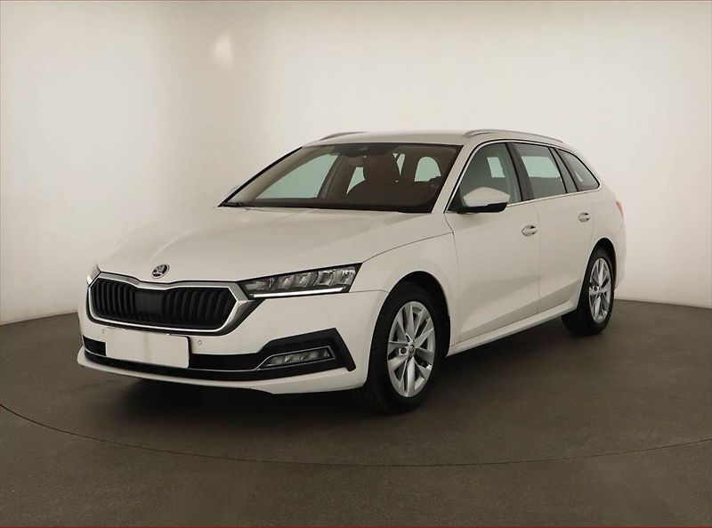 Škoda Octavia (2023) Style 1.5 TSI e-tec - fotka 2 z 14