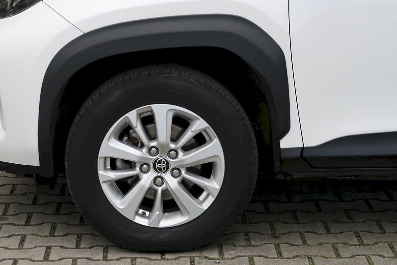Toyota Yaris Cross (2023) Comfort 1,5 /92 kW - fotka 23 z 26