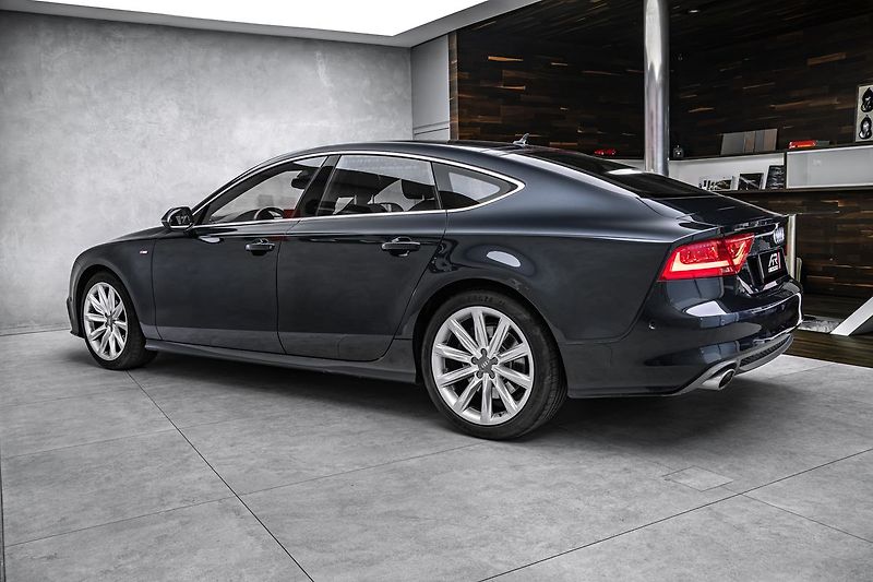 Audi A7 SB 3,0TDI Q Exclusive Masáže V - fotka 7 z 25
