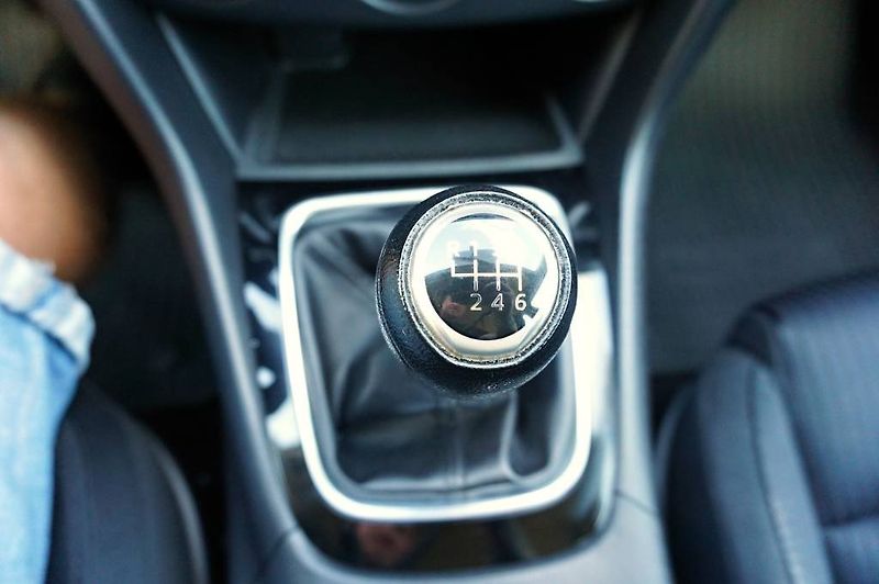 Mazda 6 (2013) 6 2.0 107 kW - fotka 31 z 46