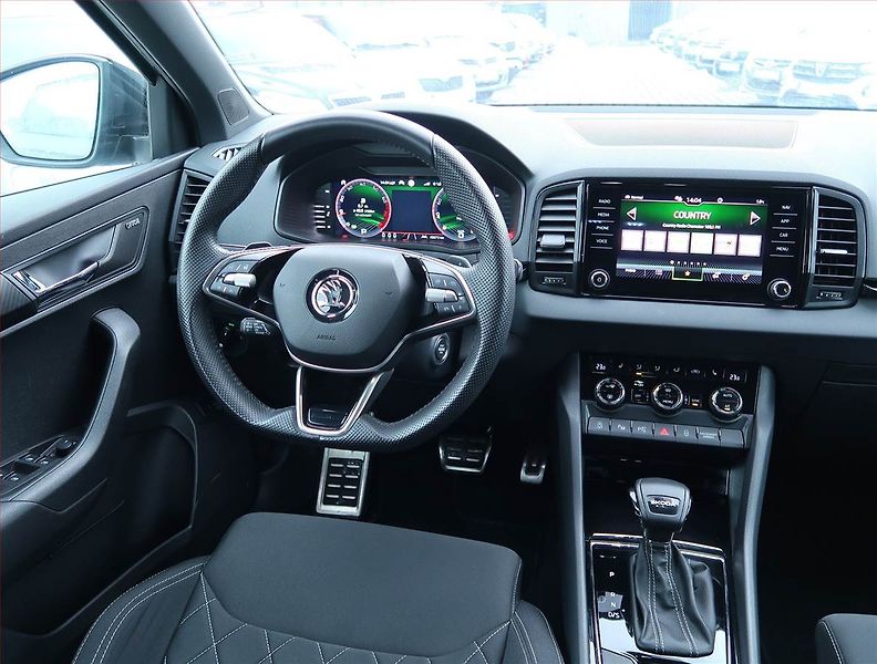 Škoda Karoq (2024) Sportline 1.5 TSI - fotka 7 z 19