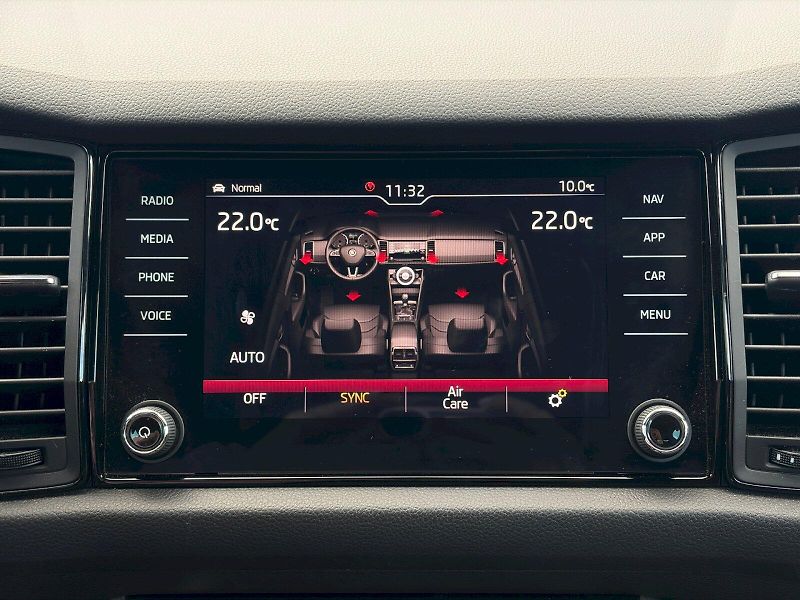Škoda Kodiaq (2020) 2.0 TDI / 110kW / 4x4 / SPORTL - fotka 30 z 35