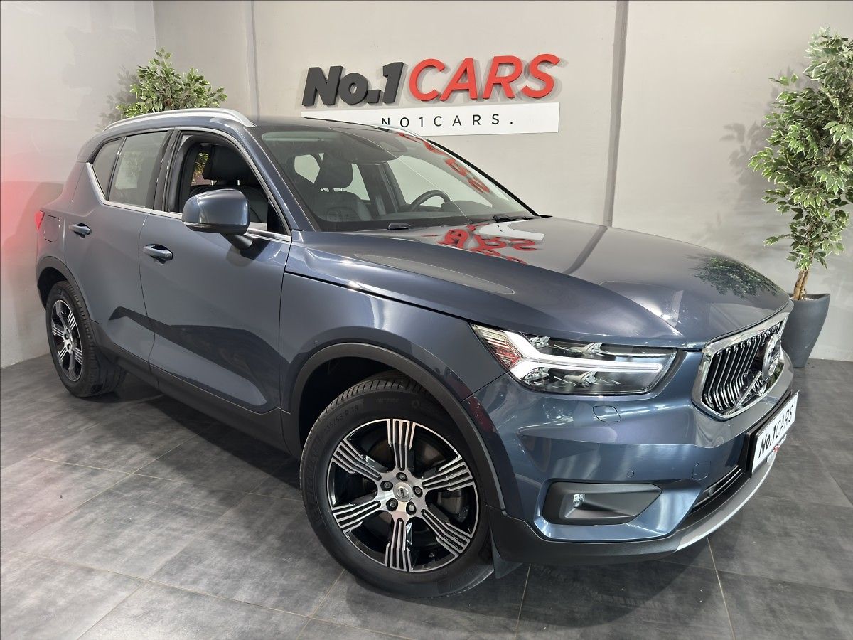 Volvo XC40 2,0   B4 AWD MOMENTUM DPH