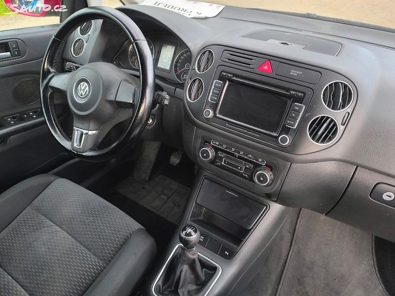 Volkswagen Golf Plus 2.0TDI,KRÁSNÝ,VÝBAVA,135KM - fotka 11 z 25