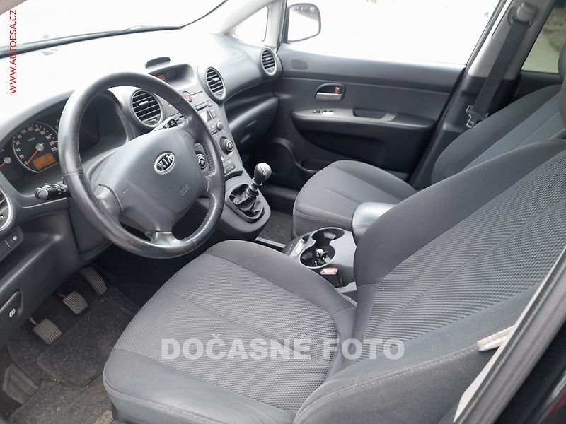 Kia Carens (2009) 2.0, 1.maj,ČR, autoAC - fotka 3 z 3