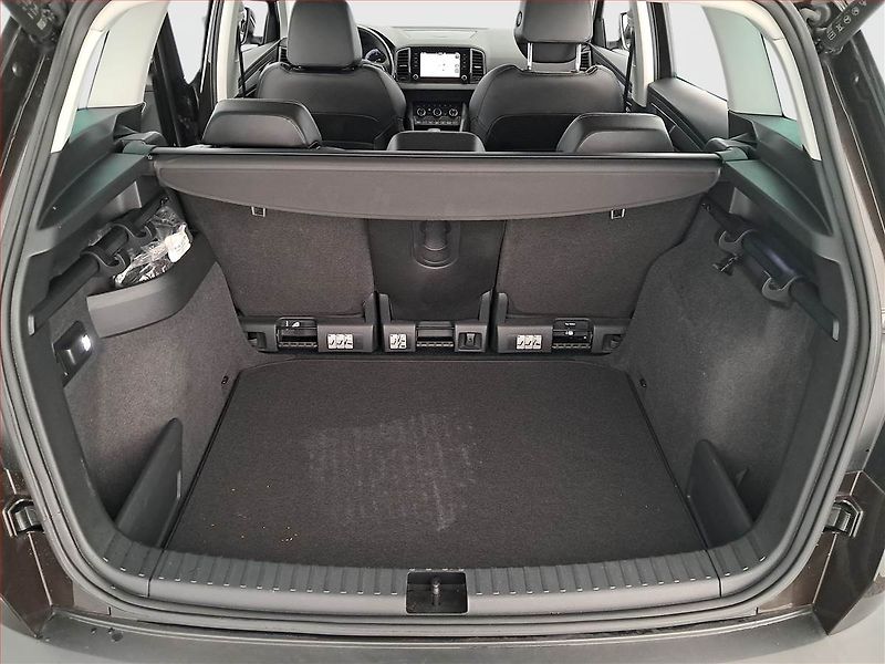 Škoda Karoq (2018) Style 1.5 TSI, Automat - fotka 14 z 23