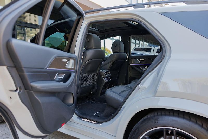 Mercedes-Benz GLE (2024)  GLE 53 AMG SUV 4Matic+ - fotka 39 z 61