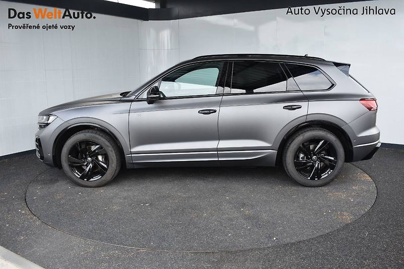 Volkswagen Touareg (2026) R-line 3.0TDI 210kW, 5 let zár - fotka 3 z 23