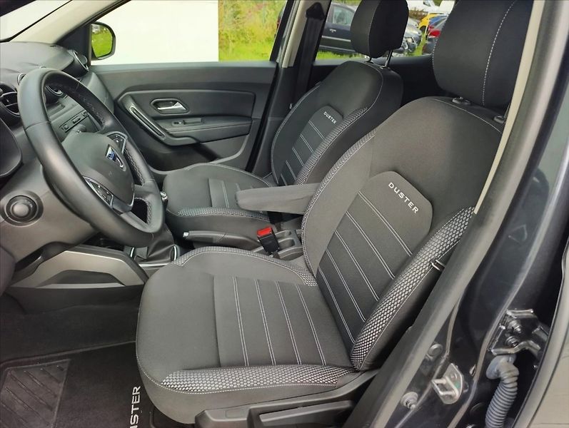 Dacia Duster 1,6 SCe Aut.klima, Kamera,Navi - fotka 14 z 36