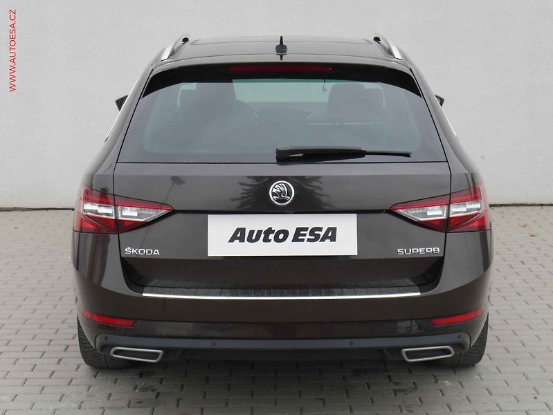 Škoda Superb (2017) 1.6TDi, Style, DSG, bixen - fotka 5 z 21
