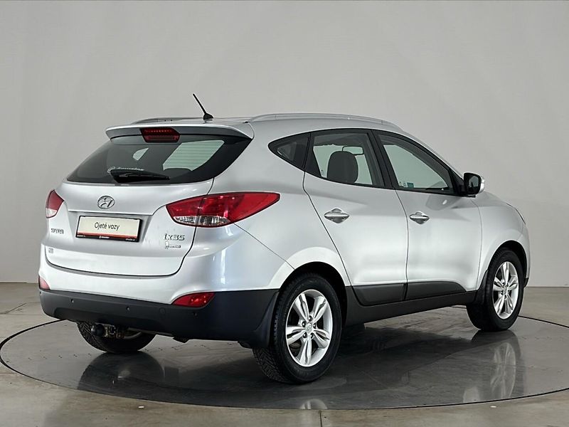 Hyundai ix35 SUV - fotka 2 z 29