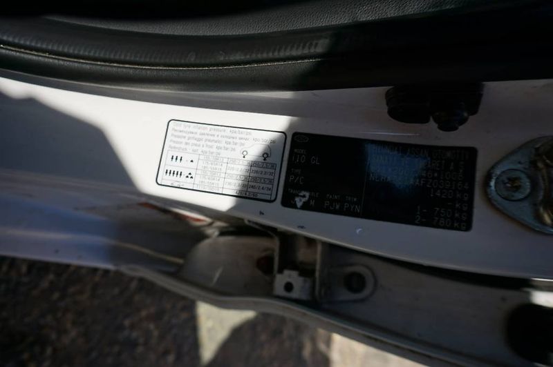 Hyundai i10 (2014) 1,0 1 MAJ V ČR - fotka 23 z 27
