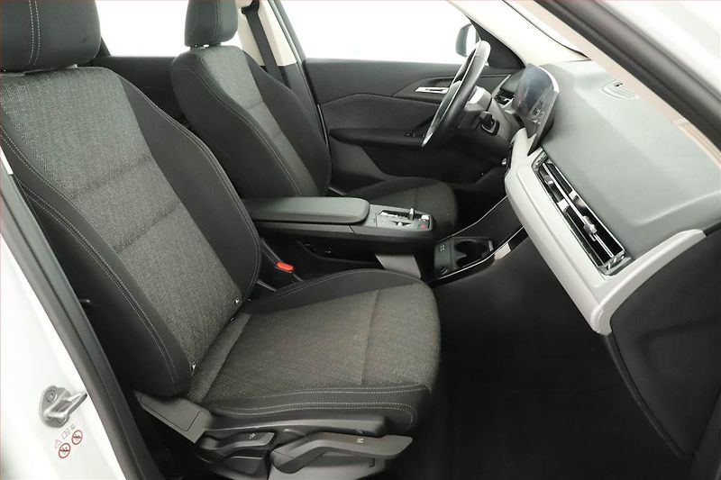BMW X1 (2023) xDrive18d - fotka 15 z 17