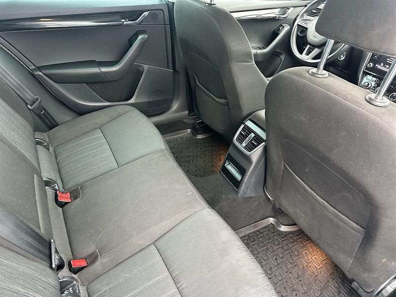Škoda Octavia (2018) Combi 2.0 TDI DSG Style - fotka 10 z 29