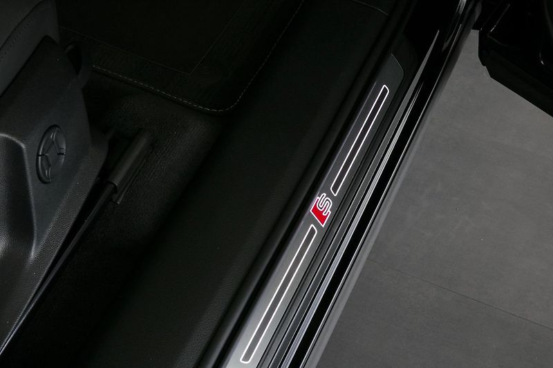 Audi e-tron 55 300kW Kessy Kamera Tažné - fotka 18 z 33