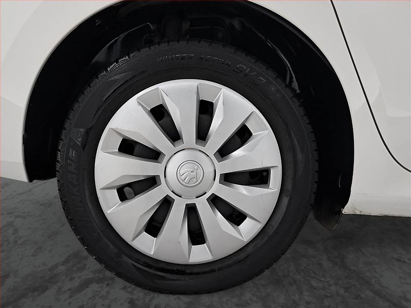 Škoda Fabia (2022) Ambition 1.0 TSI, ČR,1.maj - fotka 15 z 17